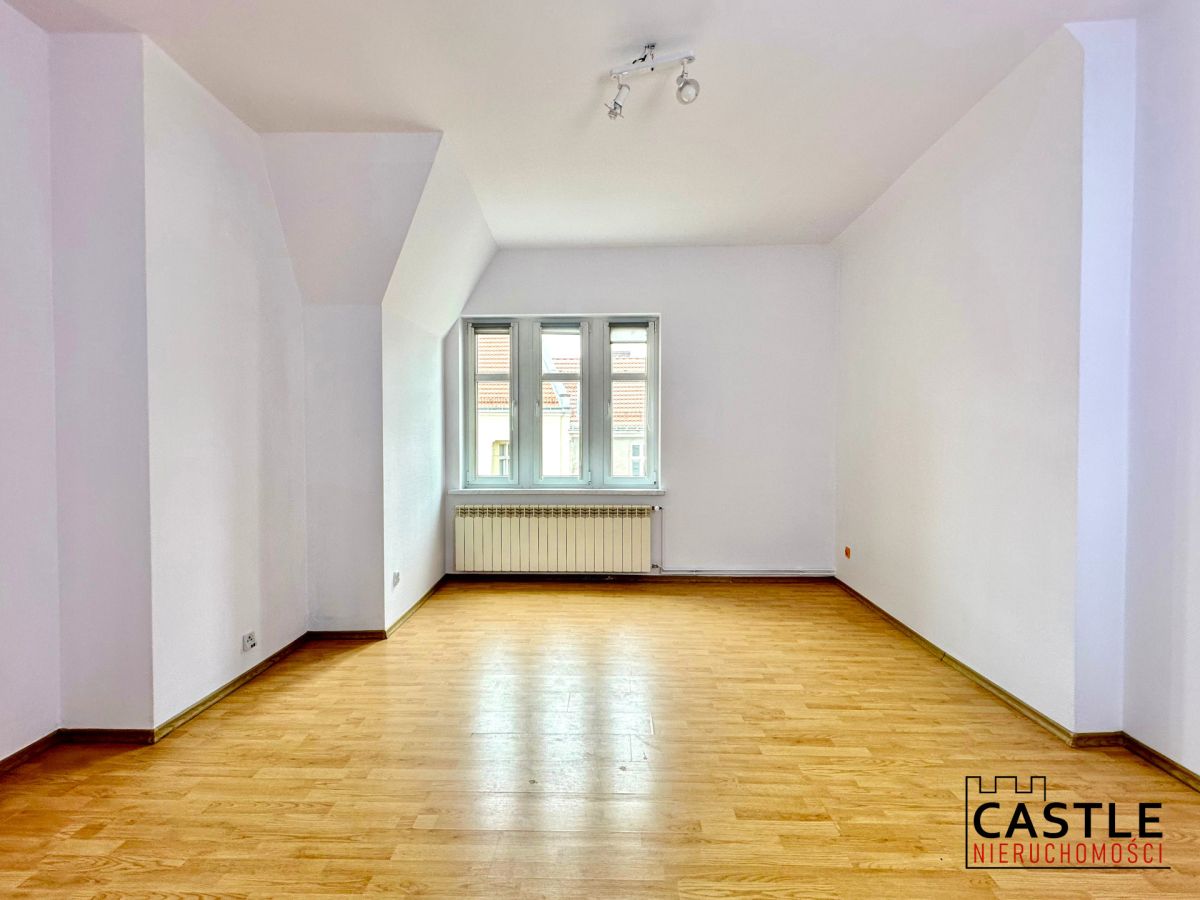 Okazja! Dwustronne mieszkanie, super lokalizacja Wilda - zdjęcie 3