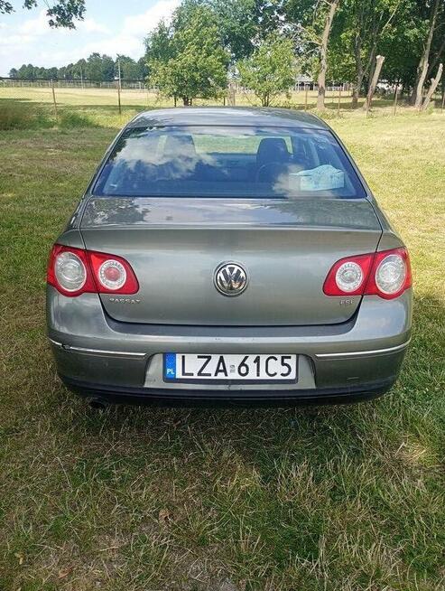 Passat B6 pierwszy właściciel z salonu mały przebieg Zamość - zdjęcie 3