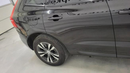 Volvo XC 60 B4 D AWD Momentum Pro aut Grójec - zdjęcie 5