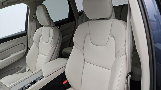 Volvo XC 60 AWD Plus Bright aut ! Z Polskiego Salonu ! Faktura VAT ! Warszawa - zdjęcie 10