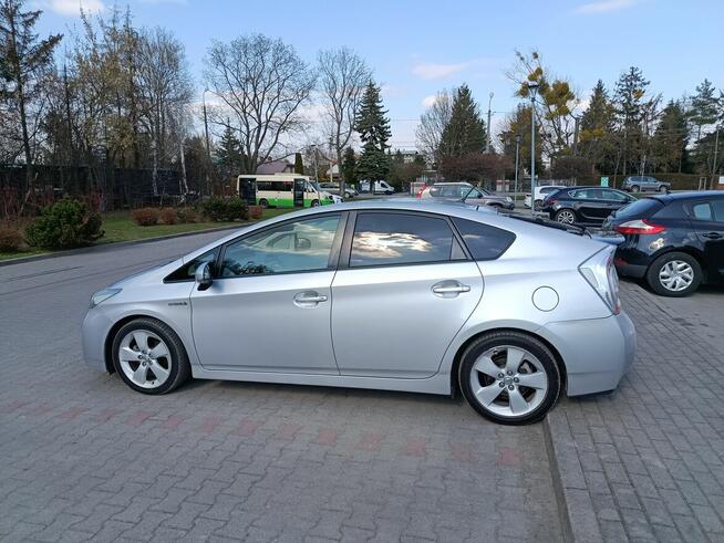 Sprzedam Toyota Prius 3. Łomianki - zdjęcie 8
