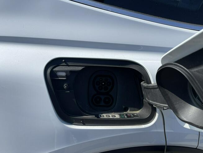 Audi Q4 e-tron Salon PL Elektryk Automat Podgrzewanie Pakrtonik Gliwice - zdjęcie 9