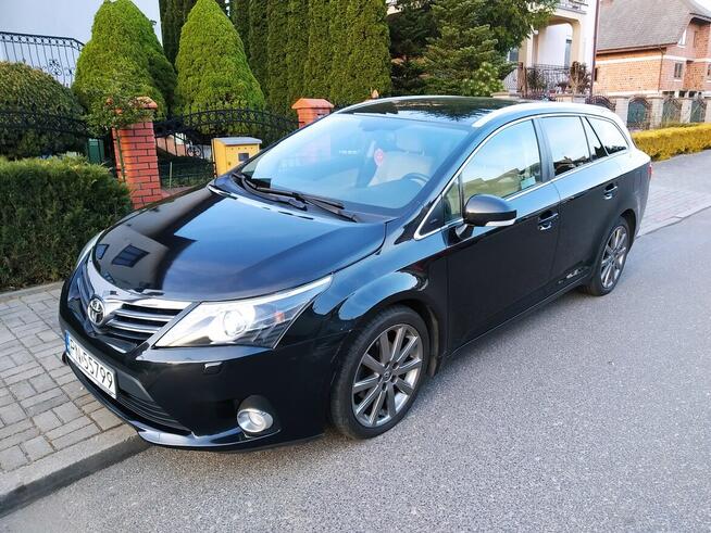 Sprzedam Toyotę Avensis T27 kombi Konin - zdjęcie 3