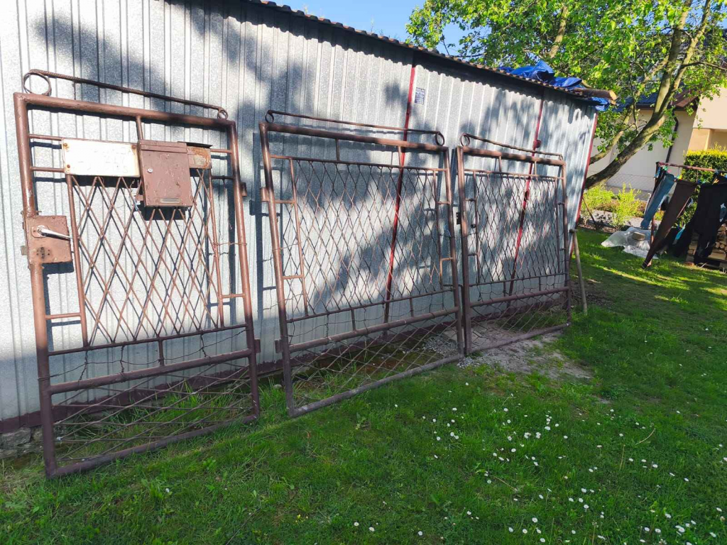 Brama wjazdowa dwuskrzydłowa z furtką Pawłowice - zdjęcie 5