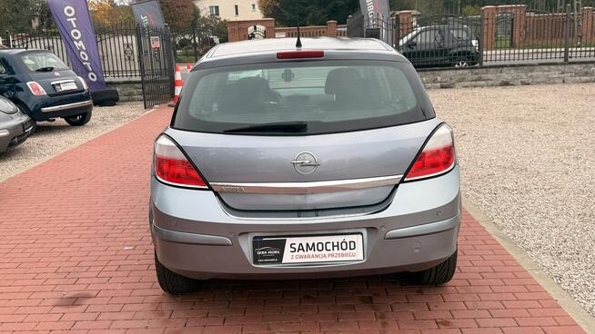 Opel Astra Sade Budy - zdjęcie 12