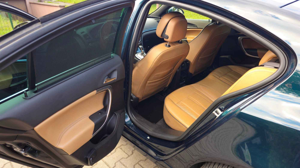 Opel Insignia A BiTurbo OPC Line Full Opcja, 4x4 BiXenon, stan BDB + Zawiercie - zdjęcie 9