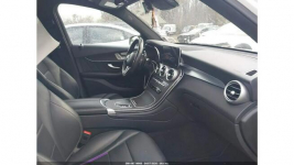 Mercedes GLC 300 / 4Matic / pakiet AMG / niski przebieg Tarnów - zdjęcie 10