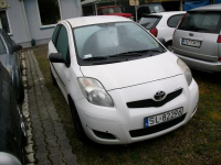 Toyota Yaris 1.0 benzyna/51 KW Katowice - zdjęcie 3