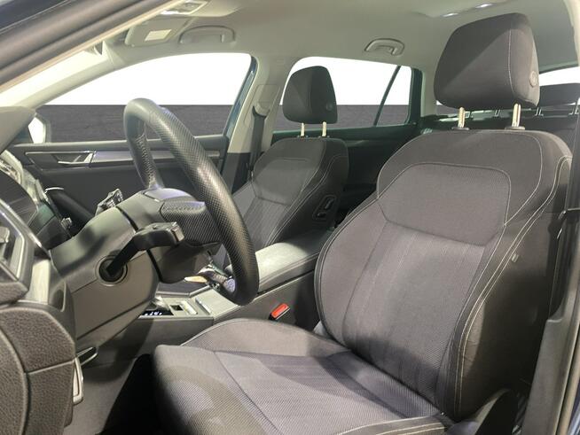Skoda Superb 2.0 TDI SCR Style DSG Kombi Katowice - zdjęcie 10