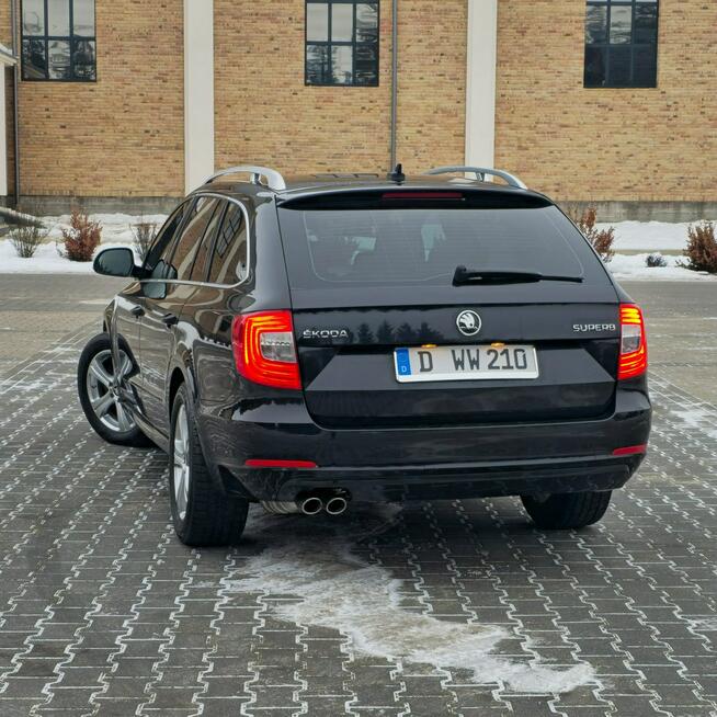 Skoda Superb 2.0 TDI DSG Comfort Ostrów Mazowiecka - zdjęcie 9