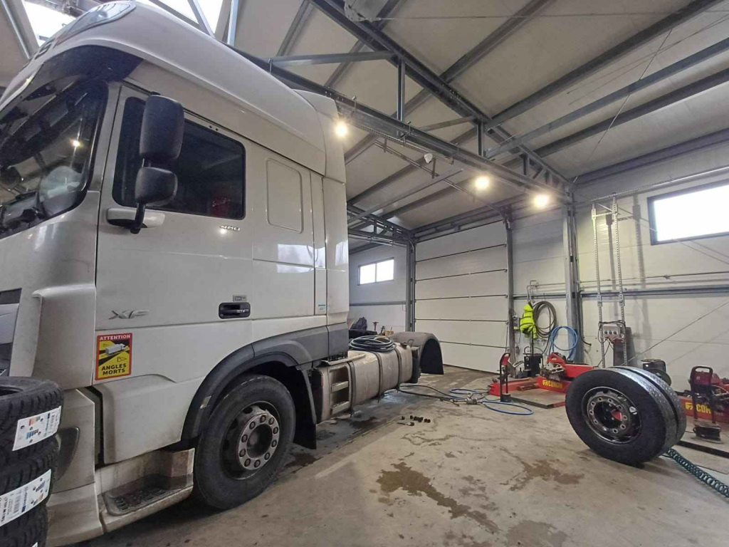 WULKANIZACJA - SPRZEDAŻ , SERWIS OPON Bytom - zdjęcie 8