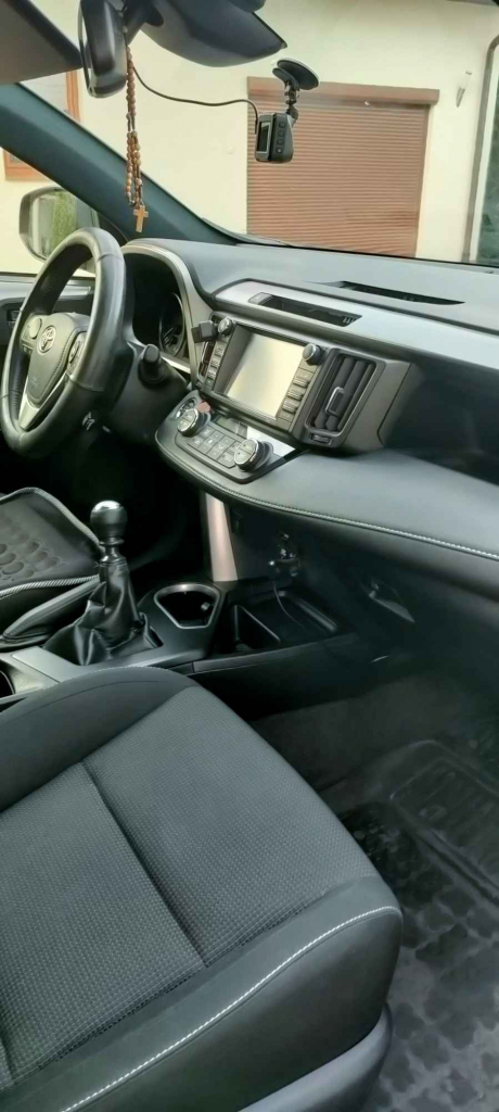 Sprzedam TOYOTA RAV4 Mostki - zdjęcie 3