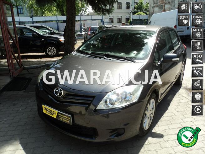 sprzedam ładną TOYOTE AURIS 1.3 B STAN WZOROWY udziela.GW Lublin - zdjęcie 1