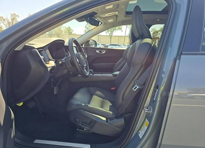 Volvo XC 60 Bogata wersja wyposażenia / AWD / Hybryda / T8 Wrocław - zdjęcie 7