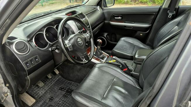 Suzuki Grand Vitara II 1.9 DDIS 130KM Skóra Szyberdach Alufelgi Xenon Świętoszówka - zdjęcie 8