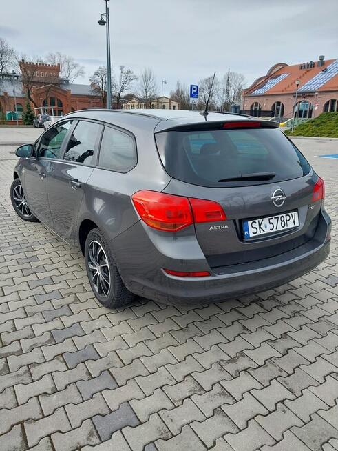 Opel Astra J 1,7 CDTI 125 KM Czeladź - zdjęcie 3