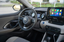 Toyota Yaris Selection Elegance Virtual Półskóra Keyless ACC krajowy Kraków - zdjęcie 5