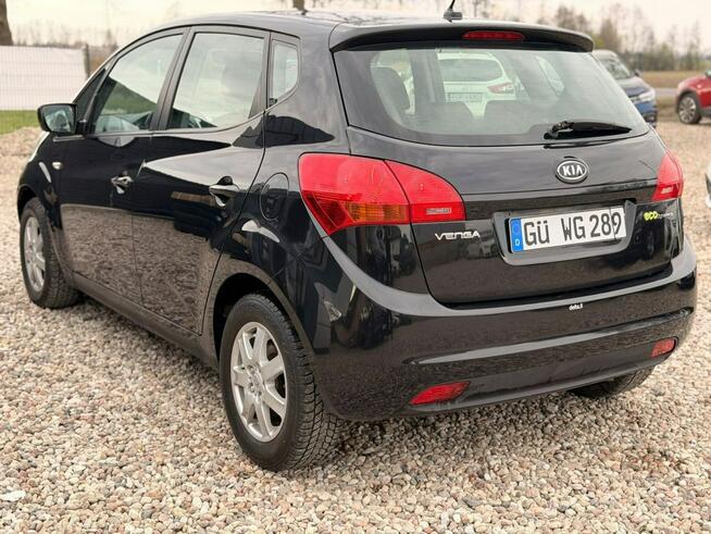 Kia Venga Benzyna_5drzwi_Klima_PodgrzewaneFotele_Zimowki_ Rzekuń - zdjęcie 4