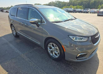 Chrysler Pacifica LIMITED / Benzyna / niski przebieg Tarnów - zdjęcie 3