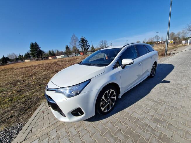 Toyota Avensisa 1.8 benzyna/lpg Grodzisk Mazowiecki - zdjęcie 1