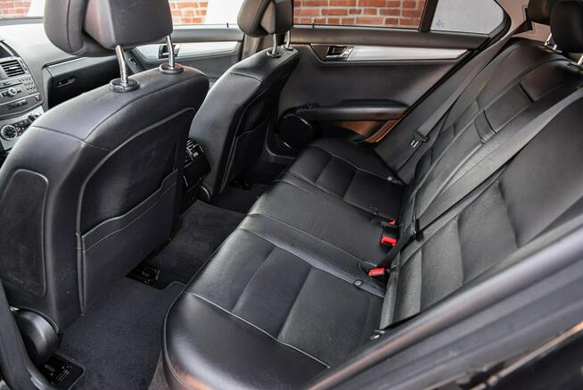 Mercedes C 350 4 Matic C350 CDI Avantgarde ! Full Opcja ! Opłacony ! Zwoleń - zdjęcie 7