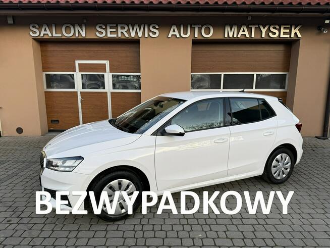 Škoda Fabia 1,0 65KM  Klima  CarPlay  Ledy  Vat23%  Serwis Orzech - zdjęcie 1