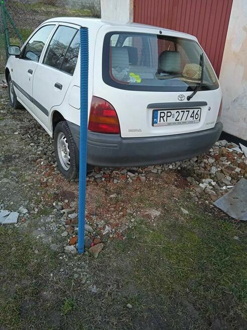 Sprzedam Toyota starlet Przemyśl - zdjęcie 4