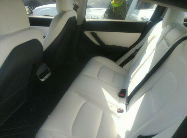 Tesla Model 3 Mid Range, 2019, od ubezpieczalni Warszawa - zdjęcie 7