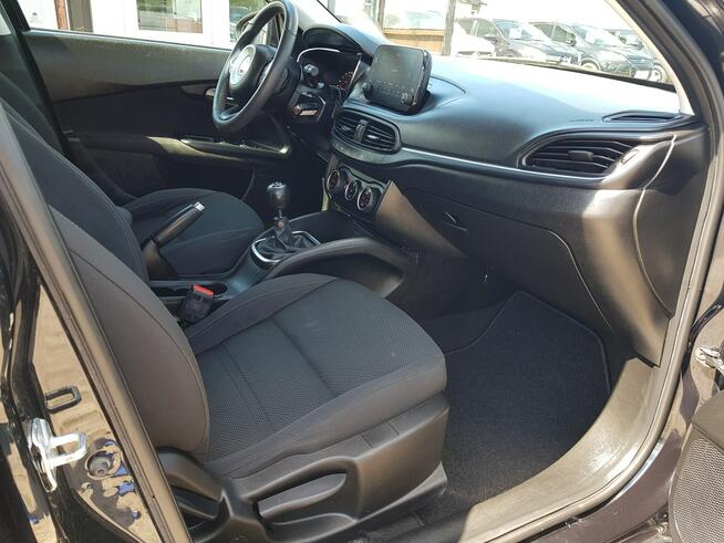 Fiat Tipo 1,4 Benzyna Klimatronik Tablet LEDy Zarejestrowany Gwarancja Włocławek - zdjęcie 12