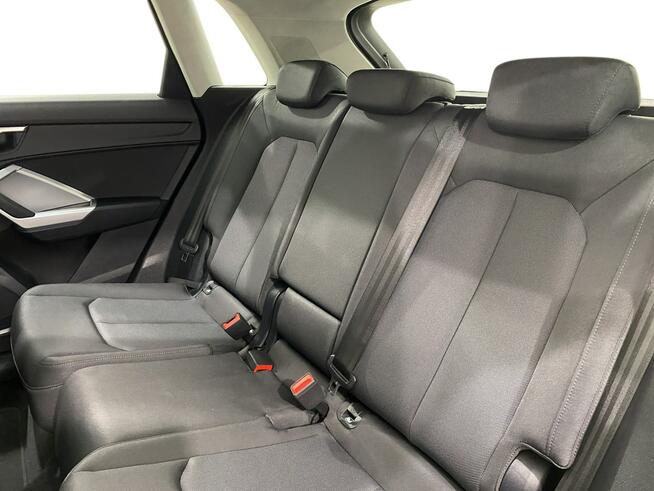 Audi Q3 35 TDI mHEV S tronic Kombi Warszawa - zdjęcie 12
