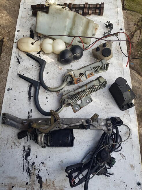 wałki rozrządu mercedes w126 4200 SE 1986 r. Zwierzyn - zdjęcie 3