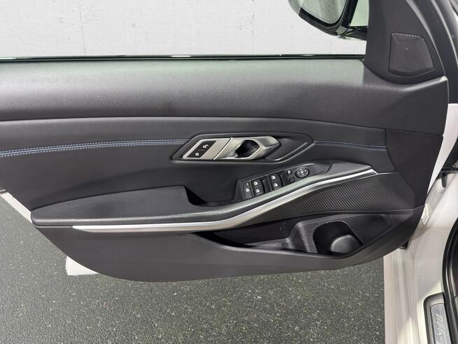 BMW 318 d mHEV M Sport ! Z Polskiego Salonu ! Faktura VAT ! Warszawa - zdjęcie 10