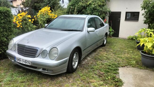 SPRZEDAM MERCEDES E200 Mrągowo - zdjęcie 1