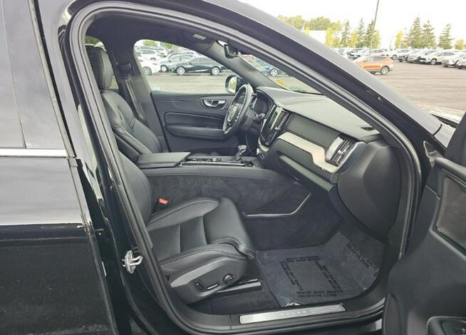Volvo XC 60 INSCRIPTION / AWD / T6 / niski przebieg Białystok - zdjęcie 10