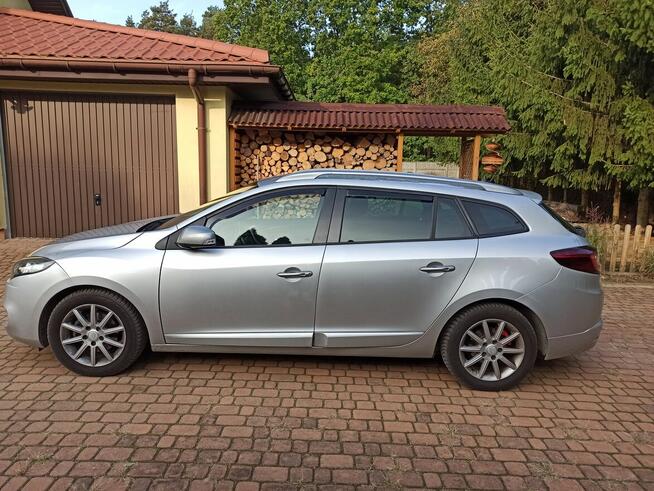 Renault Megane III Grandtour GT Line 132 KM/ 97 KW Zakręt - zdjęcie 2