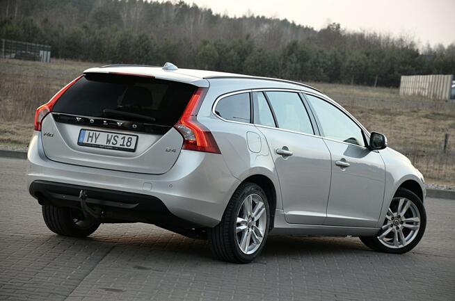 Volvo V60 2,0d 163KM*5 cylindrów*Xenon*Niemcy*ASO Ostrów Mazowiecka - zdjęcie 11
