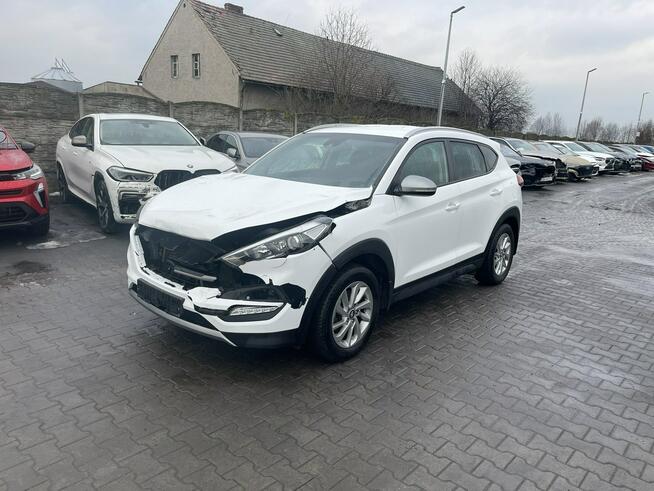 Hyundai Tucson HAK 4x4 Podgrzewanie Klimatronik Kamera LED Gliwice - zdjęcie 3
