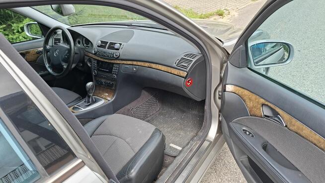 Mercedes E 200 1.8 AVANGARDE 163 KM 251tyś km Xenon Skóra Skarżysko-Kamienna - zdjęcie 9
