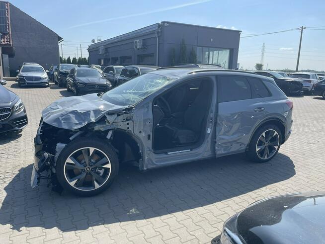 Audi Q4 E-toron S-line Automat  Skóra Virtual cockpit 340KM Gliwice - zdjęcie 3