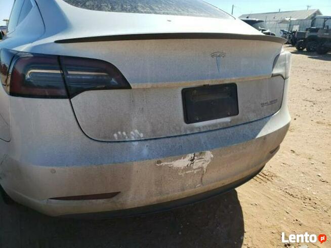 MODEL 3, 2019, lekko uszkodzony tył Warszawa - zdjęcie 5