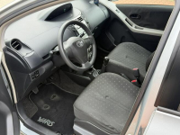 Toyota Yaris 2008 1.3 Benzyna Klima Zarejestrowany Gostyń - zdjęcie 10