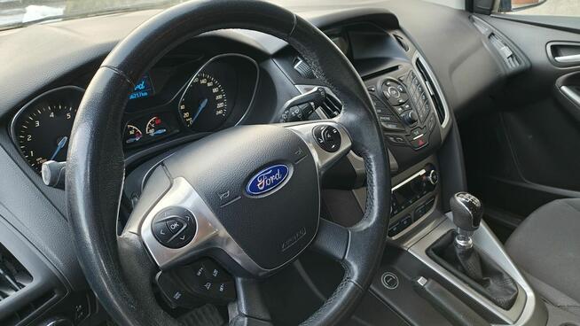 Ford Focus kombi LPG Kurów - zdjęcie 2