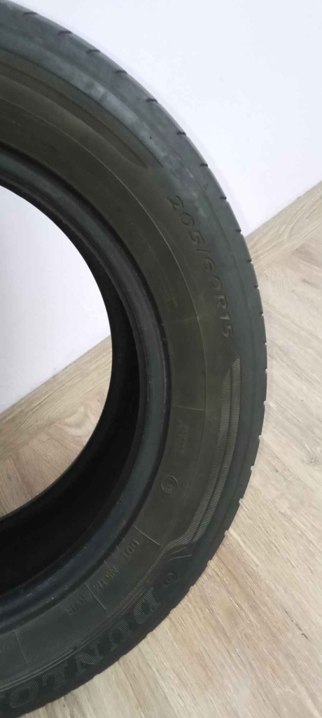 Opony Dunlop 205/60/R15 Siedlce - zdjęcie 1