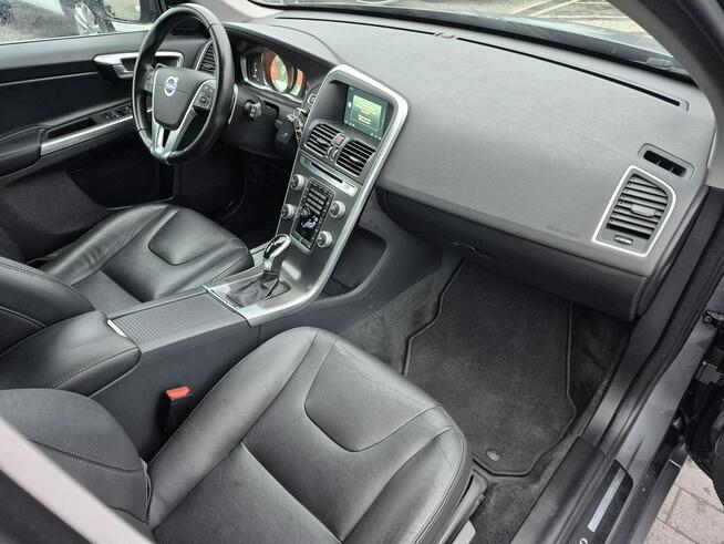 Volvo XC 60 xenon navi automat grzane fotele Drelów - zdjęcie 9