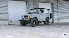 Toyota Land Cruiser FJ40 Benzyna 1980r Unikat