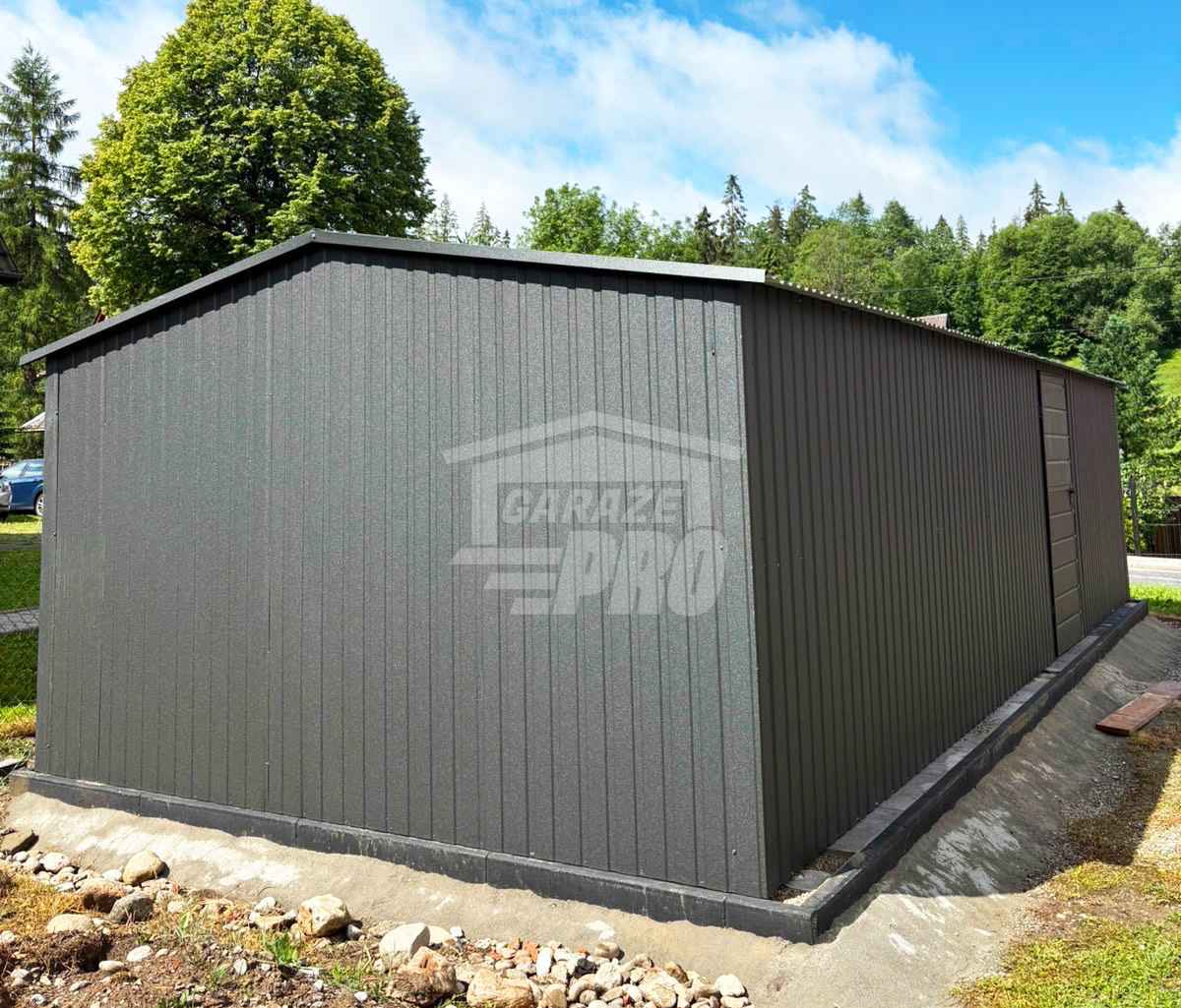Garaż blaszany 4,5x8 m - brama dwuskrzydłowa - drzwi - dach GP764 Lubartów - zdjęcie 5