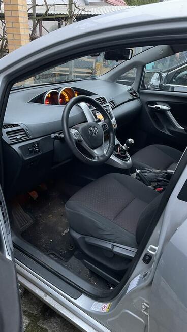 sprzedam toyotę verso Koszalin - zdjęcie 12