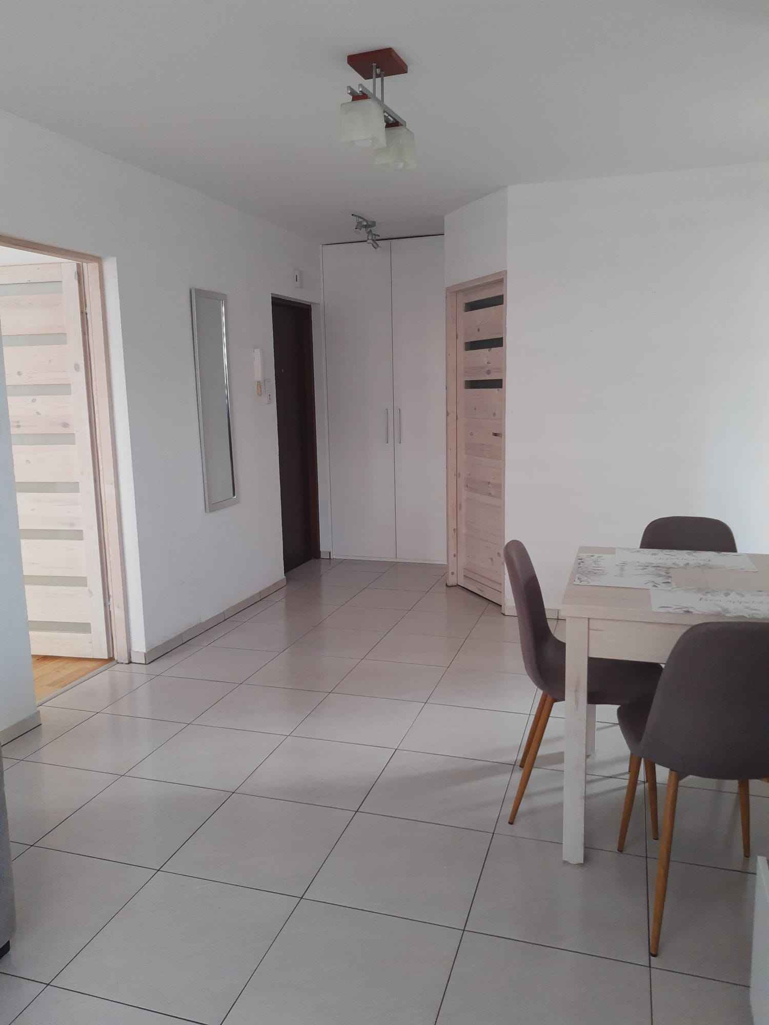 Wynajme pokoj w mieszkaniu 3 pokojowym po remoncie Gdańsk - zdjęcie 2