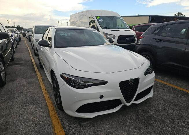 Alfa Romeo Giulia Wersja Ti / bardzo zadbany / niski przebieg Wrocław - zdjęcie 3