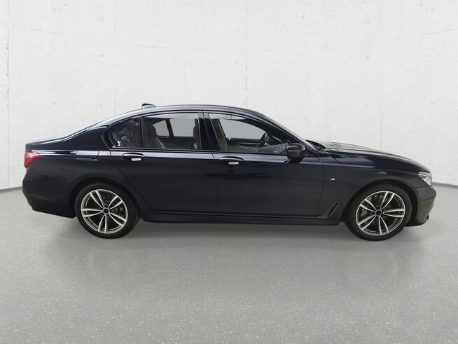 BMW 750 Komorniki - zdjęcie 8